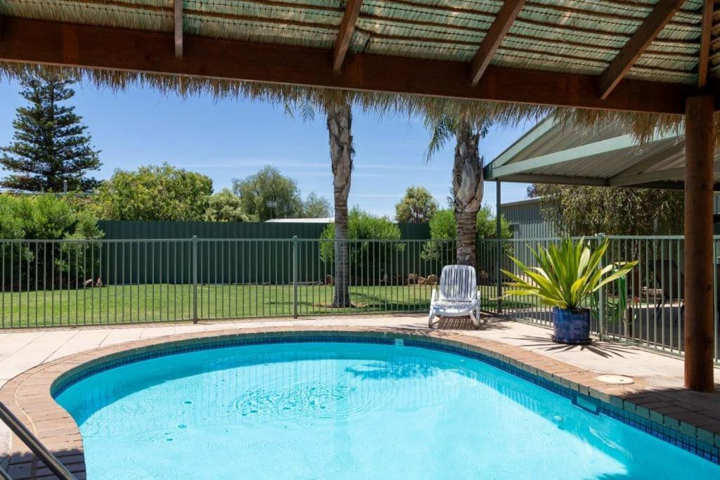 Paringa Caravan Park Renmark Kültér fotó