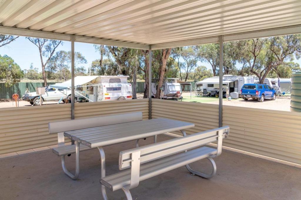 Paringa Caravan Park Renmark Kültér fotó